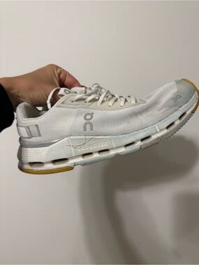 On Running CloudTec Running Shoes in White and Light Gray with Gum Sole